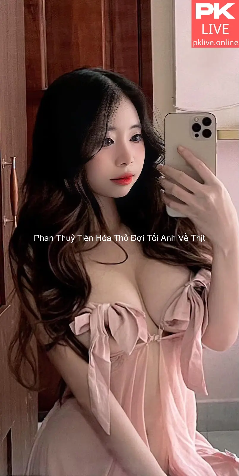 Phan Thuỷ Tiên Hóa Thỏ Đợi Tối Anh Về Thịt 1