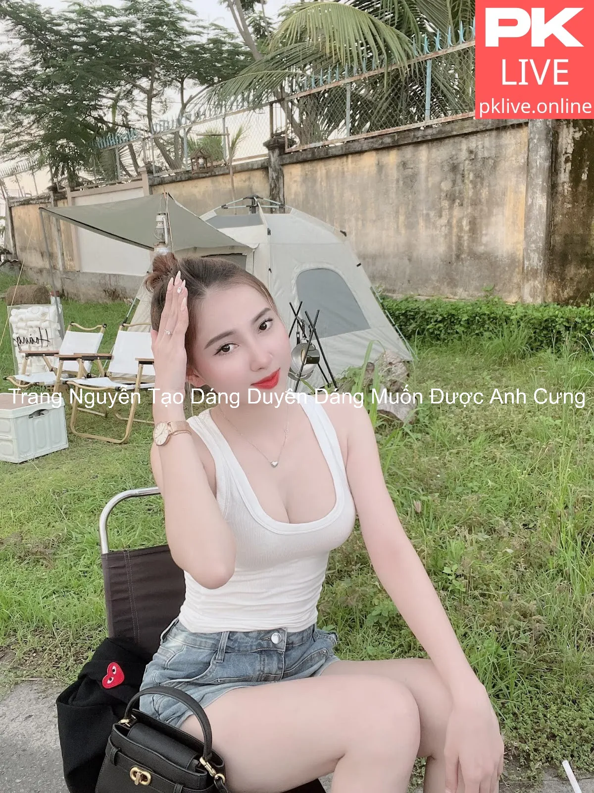 Trang Nguyễn Tạo Dáng Duyên Dáng Muốn Được Anh Cưng 7